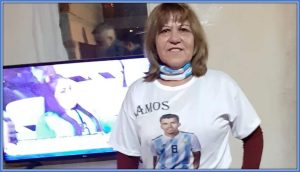 El lateral Marcos Acuña ataca y defiende en Argentina