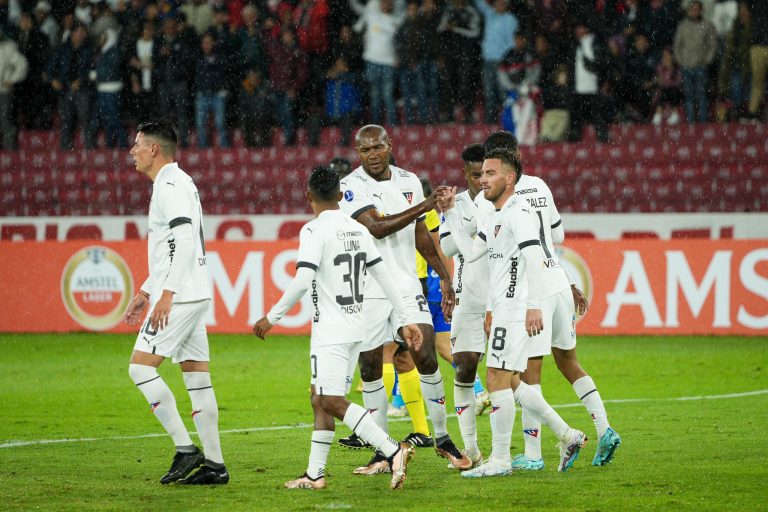 Liga de Quito e Independiente del Valle: mucho remate y poco gol